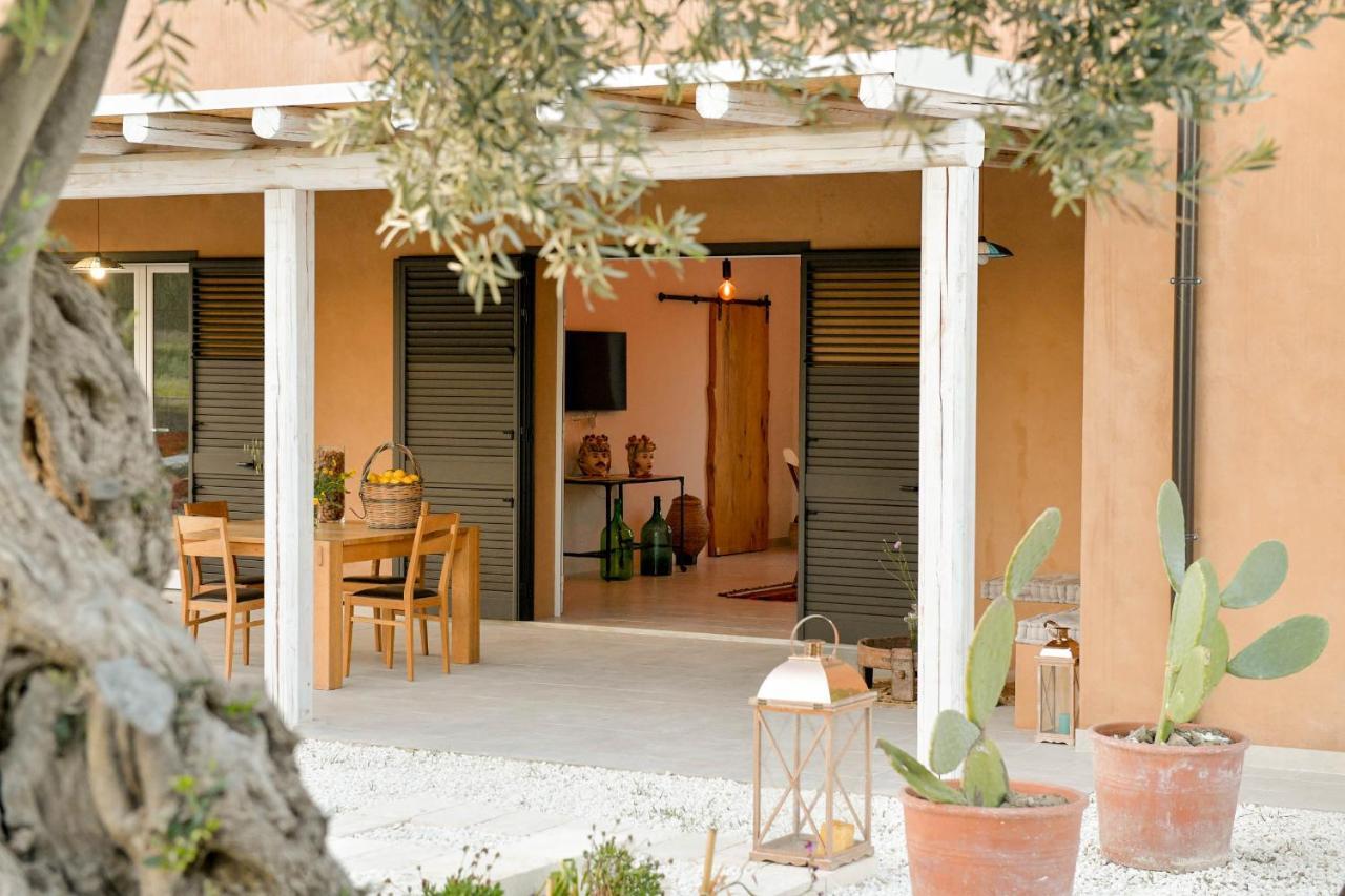 Luccicamare Family-Run Beb Bed & Breakfast Noto Exterior photo